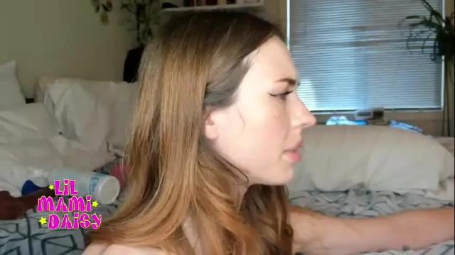 Image 10 of lilmamidaisy Stream on Chaturbate on 5 months ago