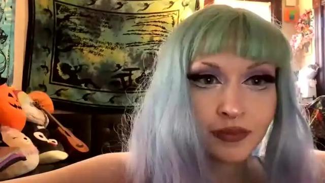 Image 12 of lilnymphxo Stream on Chaturbate on 10 months ago