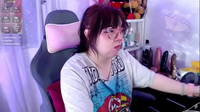 Image 2 of lilomoon69 Stream on Chaturbate on 1 month ago