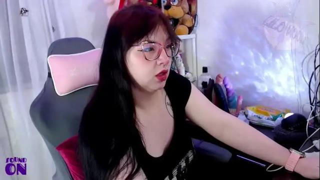 Image 2 of lilomoon69 Stream on Chaturbate on 1 month ago