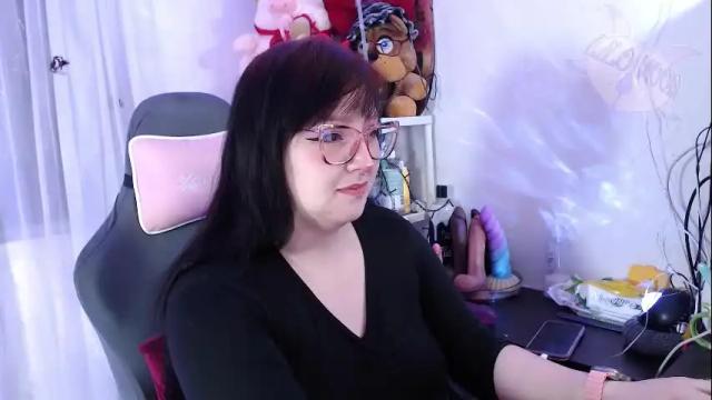 Image 2 of lilomoon69 Stream on Chaturbate on 1 month ago