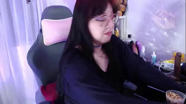Image 3 of lilomoon69 Stream on Chaturbate on 1 month ago