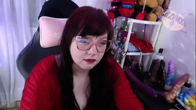 Image 4 of lilomoon69 Stream on Chaturbate on 23 days ago