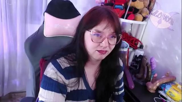 Image 12 of lilomoon69 Stream on Chaturbate on 12 days ago