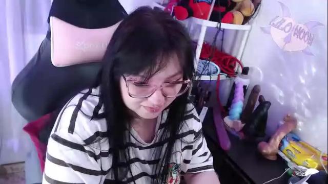 Image 8 of lilomoon69 Stream on Chaturbate on 8 days ago