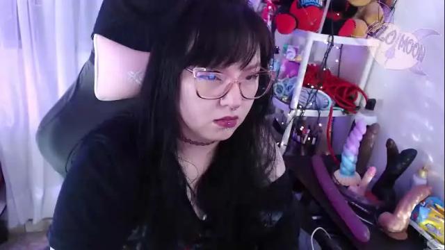 Image 6 of lilomoon69 Stream on Chaturbate on 5 days ago