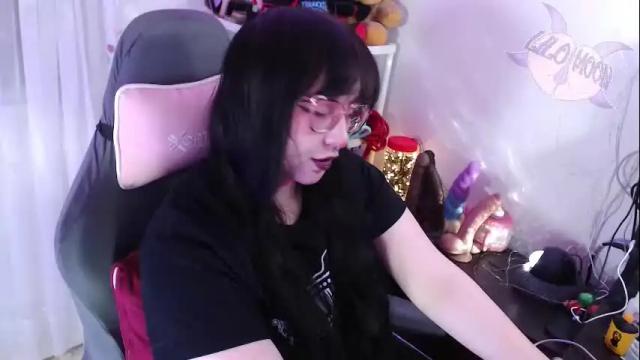 Image 4 of lilomoon69 Stream on Chaturbate on 2 months ago