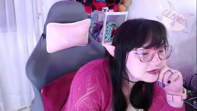 Image 6 of lilomoon69 Stream on Chaturbate on 2 months ago