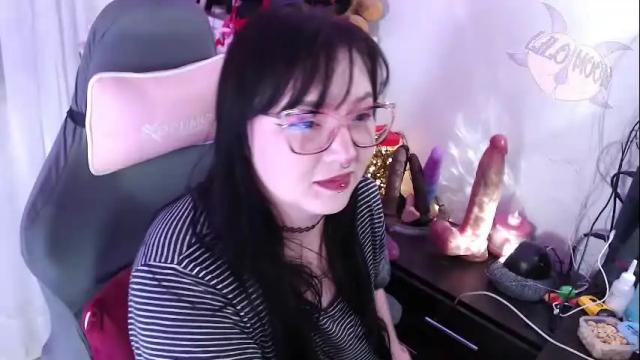 Thumbnail 1, lilomoon69's Stream at Chaturbate, 2 months ago
