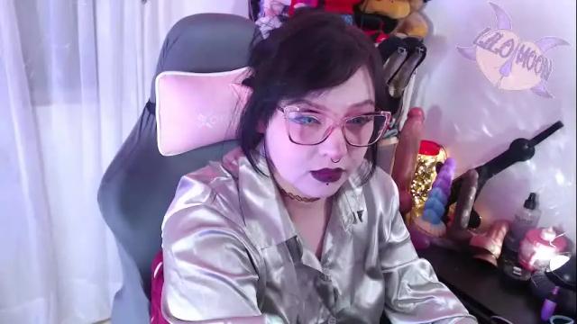 Image 10 of lilomoon69 Stream on Chaturbate on 1 month ago