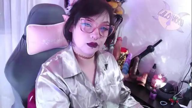 Image 2 of lilomoon69 Stream on Chaturbate on 1 month ago