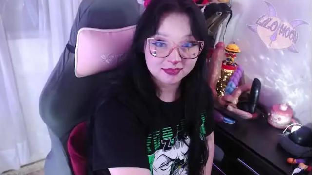 Image 10 of lilomoon69 Stream on Chaturbate on 26 days ago