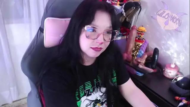 Image 7 of lilomoon69 Stream on Chaturbate on 26 days ago