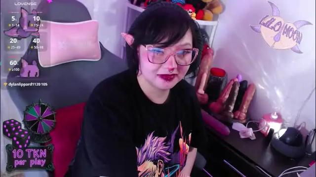 Image 11 of lilomoon69 Stream on Chaturbate on 1 month ago