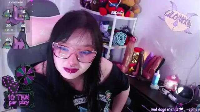 Image 12 of lilomoon69 Stream on Chaturbate on 1 month ago