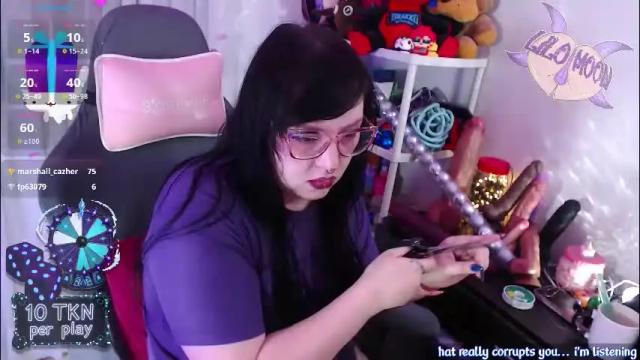 Image 4 of lilomoon69 Stream on Chaturbate on 22 days ago