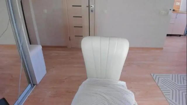 Image 2 of liloneforyou Stream on Chaturbate on 24 days ago