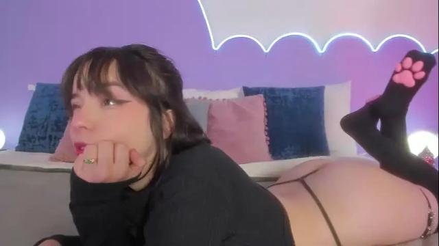 Image 7 of lilou_albrecht Stream on Chaturbate on 1 month ago