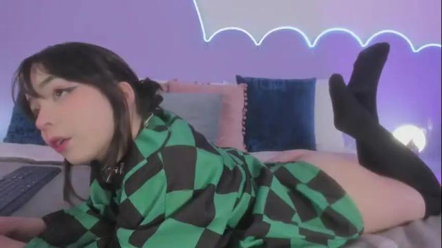 Image 4 of lilou_albrecht Stream on Chaturbate on 1 month ago