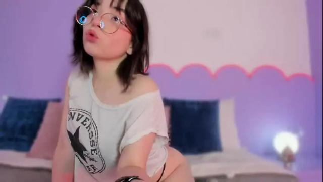 Image 8 of lilou_albrecht Stream on Chaturbate on 1 month ago