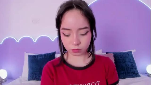 Image 6 of lilou_albrecht Stream on Chaturbate on 1 month ago