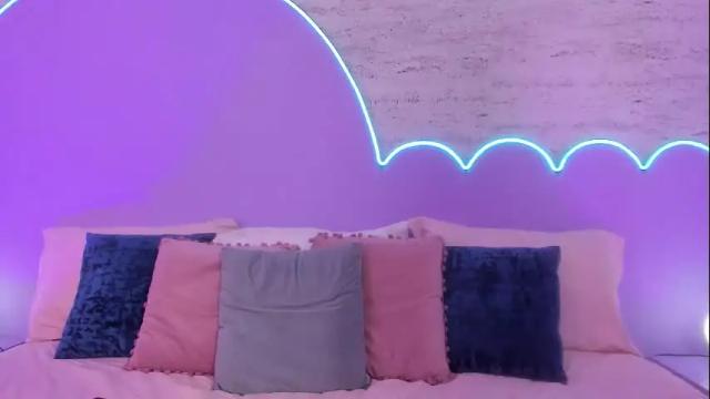 Image 11 of lilou_albrecht Stream on Chaturbate on 6 days ago
