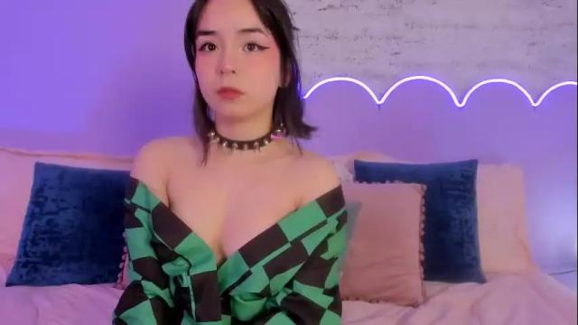Image 3 of lilou_albrecht Stream on Chaturbate on 1 month ago
