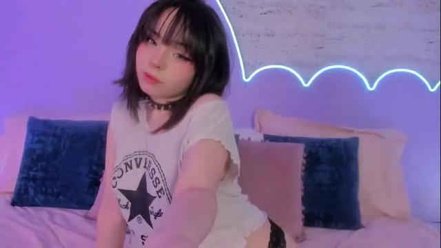 Image 4 of lilou_albrecht Stream on Chaturbate on 1 month ago