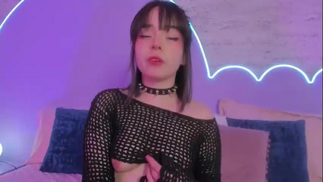 Image 2 of lilou_albrecht Stream on Chaturbate on 26 days ago
