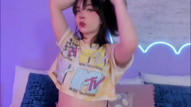 Image 6 of lilou_albrecht Stream on Chaturbate on 2 months ago