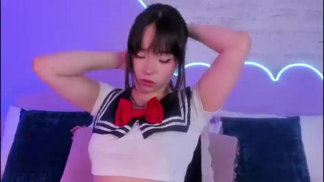 Image 6 of lilou_albrecht Stream on Chaturbate on 12 days ago