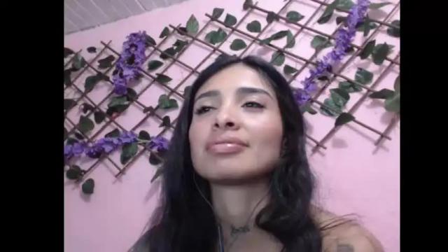 Image 2 of lilpalacio Stream on Chaturbate on 7 days ago