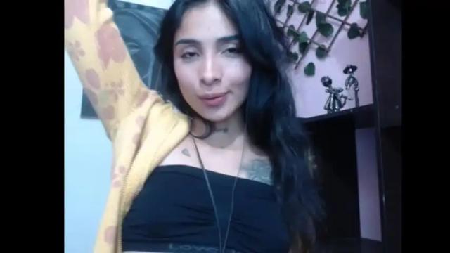 Image 3 of lilpalacio Stream on Chaturbate on 7 months ago