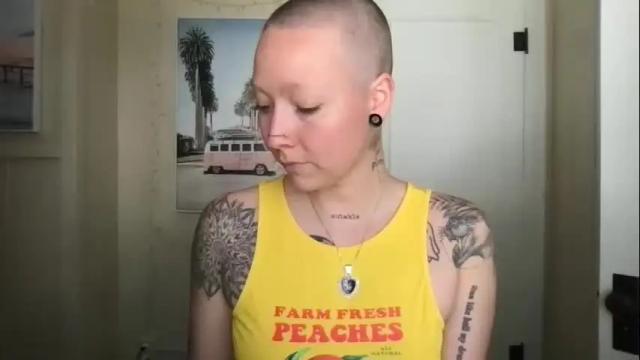 Image 6 of lilpeachykeenn Stream on Chaturbate on 15 months ago