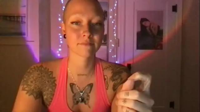 Image 11 of lilpeachykeenn Stream on Chaturbate on 15 months ago
