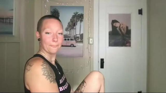 Image 10 of lilpeachykeenn Stream on Chaturbate on 15 months ago