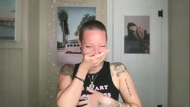Image 11 of lilpeachykeenn Stream on Chaturbate on 15 months ago