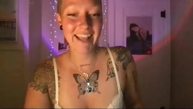 Image 11 of lilpeachykeenn Stream on Chaturbate on 15 months ago