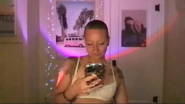 Thumbnail 2, lilpeachykeenn's Stream at Chaturbate, 15 months ago
