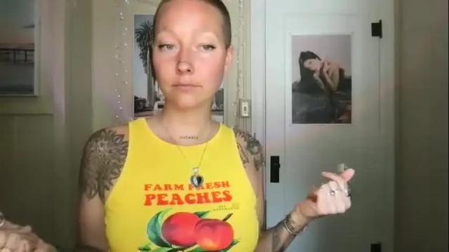 Image 4 of lilpeachykeenn Stream on Chaturbate on 5 months ago