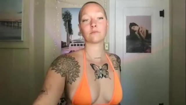 Image 10 of lilpeachykeenn Stream on Chaturbate on 15 months ago