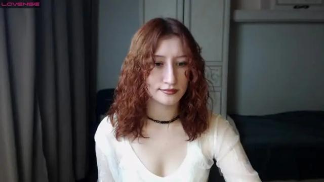 Image 7 of lilphaws Stream on Chaturbate on 16 months ago