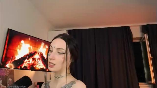 Image 11 of lilpresident Stream on Chaturbate on 2 months ago