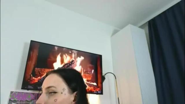 Image 12 of lilpresident Stream on Chaturbate on 2 months ago