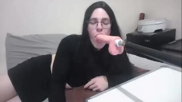 Image 8 of lilsissygir1 Stream on Chaturbate on 28 days ago