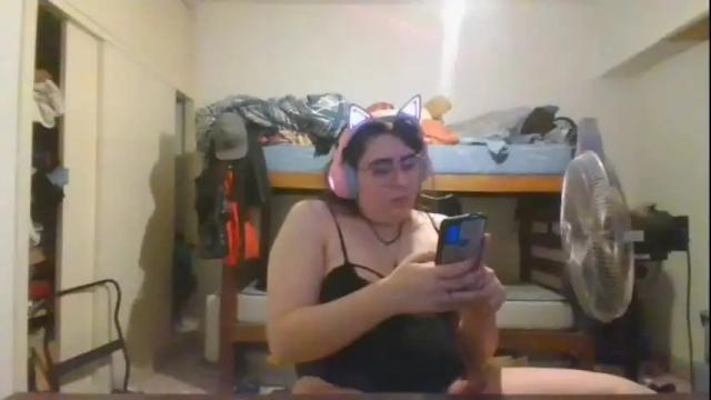 Image 2 of lilsuccubusvicky Stream on Chaturbate on 2 months ago