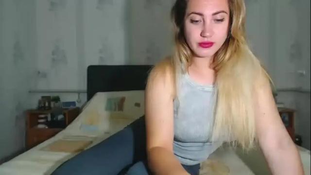 Image 3 of lilu_cute25 Stream on Chaturbate on 12 days ago