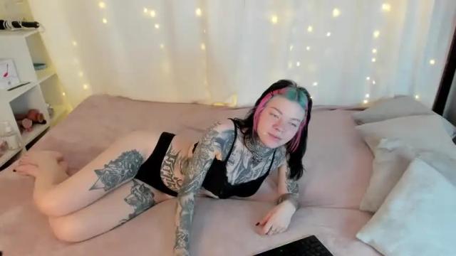 Image 3 of lilu_kayden Stream on Chaturbate on 14 months ago