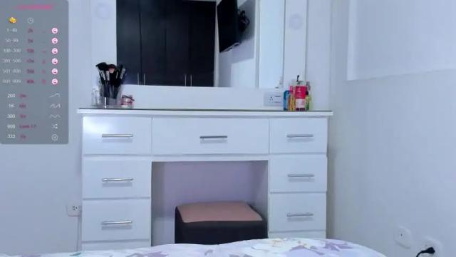 Image 11 of lily__leee Stream on Chaturbate on 14 months ago