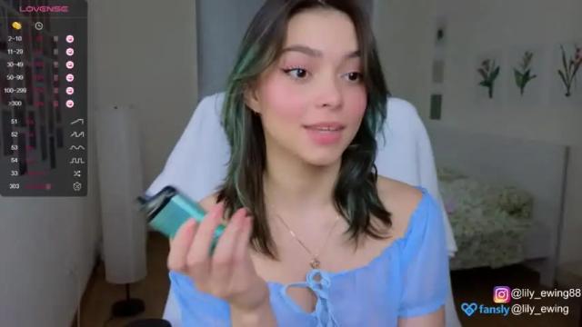 Thumbnail 3, lily_ewing's Stream at Chaturbate, 19 months ago